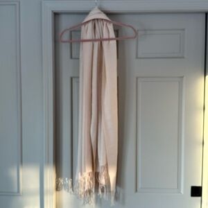 Nordstrom Tissue Weight Cashmere and Wool Scarf in Blush Ivory